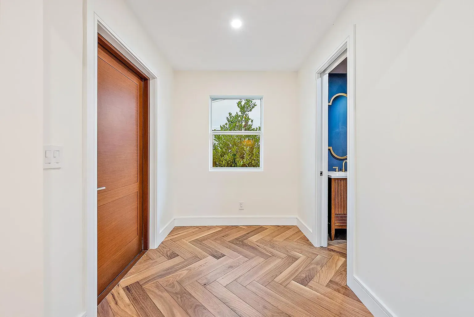 227 Greymon Dr — photo 6