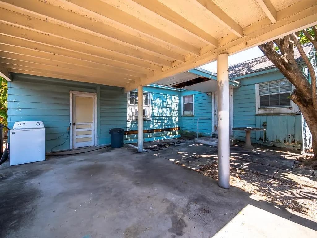 335 Greymon Dr as acquired — photo 4